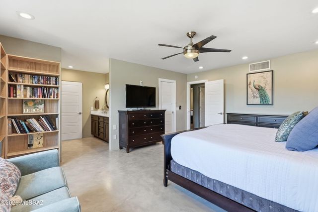 3560 N Pantano Road, Tucson, AZ 85750
