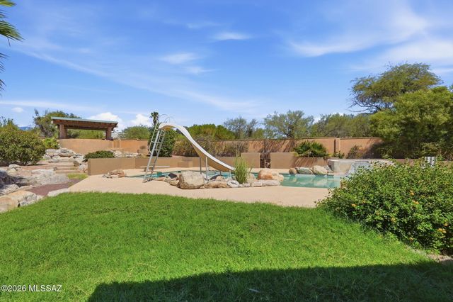 3560 N Pantano Road, Tucson, AZ 85750