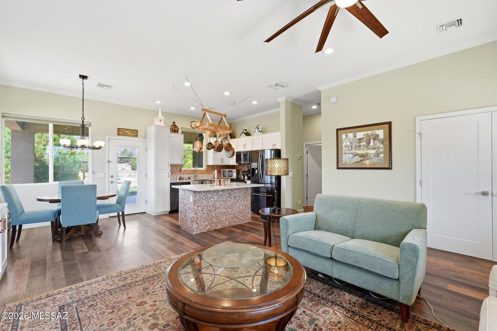 3560 N Pantano Road, Tucson, AZ 85750