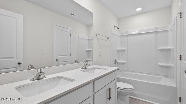 518 Ashley Run, Sanford, NC 27330