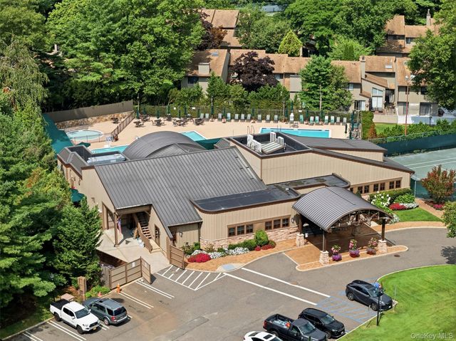 42 Country Club Drive, Jericho, NY 11753