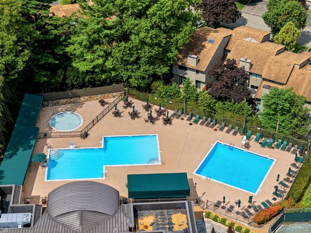 42 Country Club Drive, Jericho, NY 11753