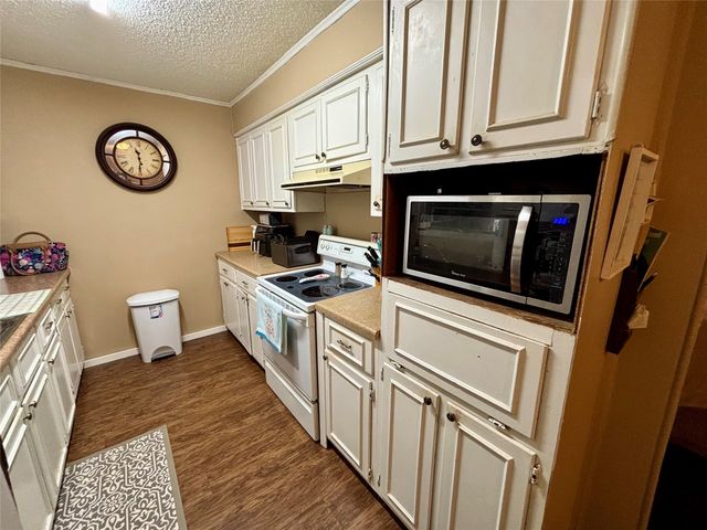 135 1ST Street SE, Detroit, TX 75436