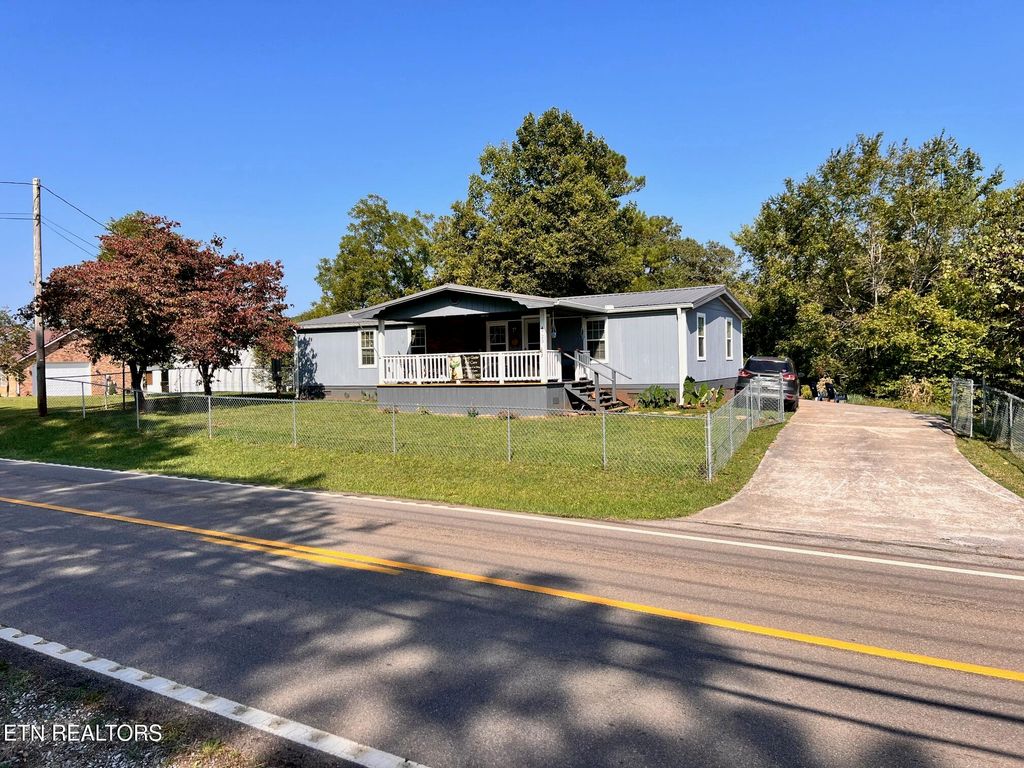 4723 Sevierville Rd, Maryville, TN 37804