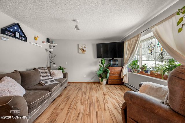 22417 Whispering Birch Drive, Chugiak, AK 99567