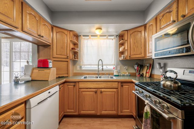 22417 Whispering Birch Drive, Chugiak, AK 99567