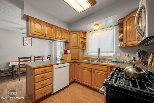 22417 Whispering Birch Drive, Chugiak, AK 99567