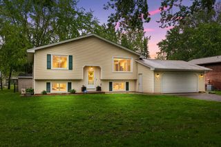 1699 Ridgewood Avenue, White Bear Twp, MN 55110
