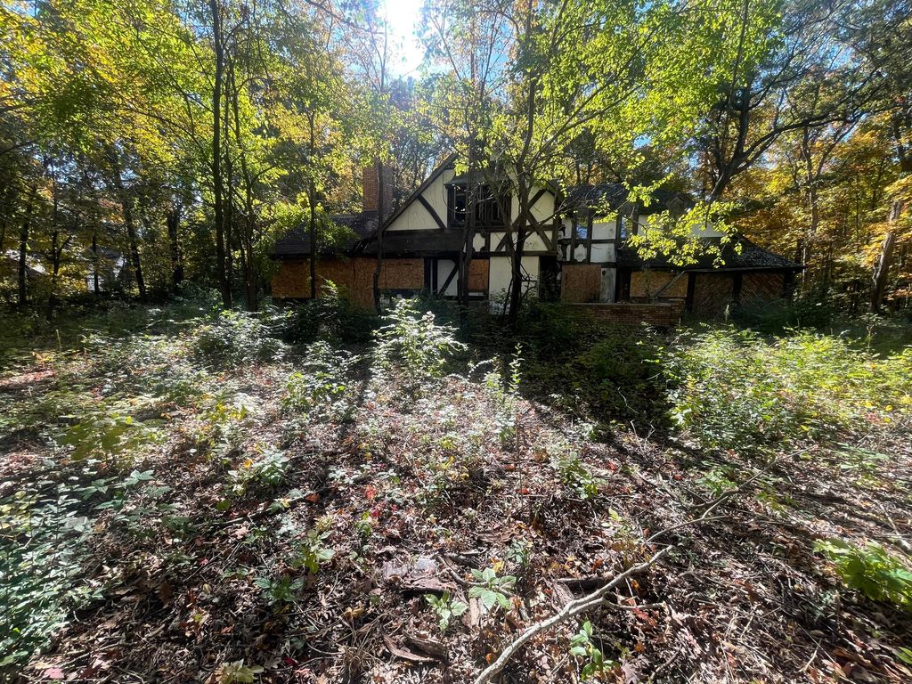 72 S Timber Drive, Valparaiso, IN 46385