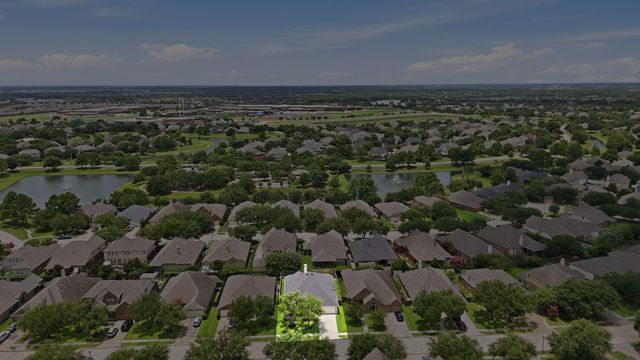 10703 Twilight Creek Lane, Cypress, TX 77433