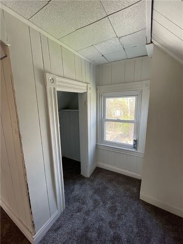 1367 Montezuma St, Lincoln Larimer, PA 15206