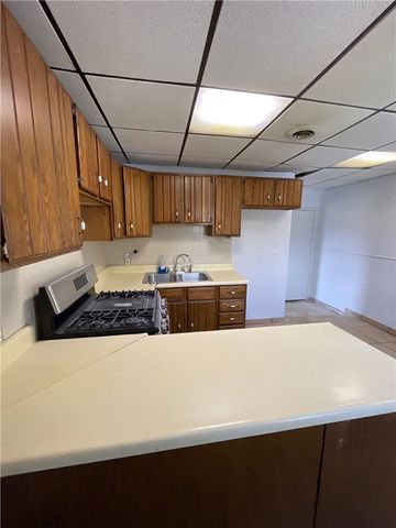 1367 Montezuma St, Lincoln Larimer, PA 15206