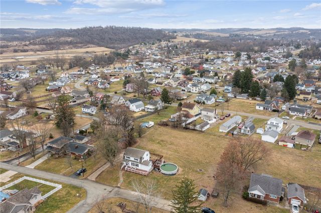 200 LIBERTY AVE, Washington Twp, PA 15012