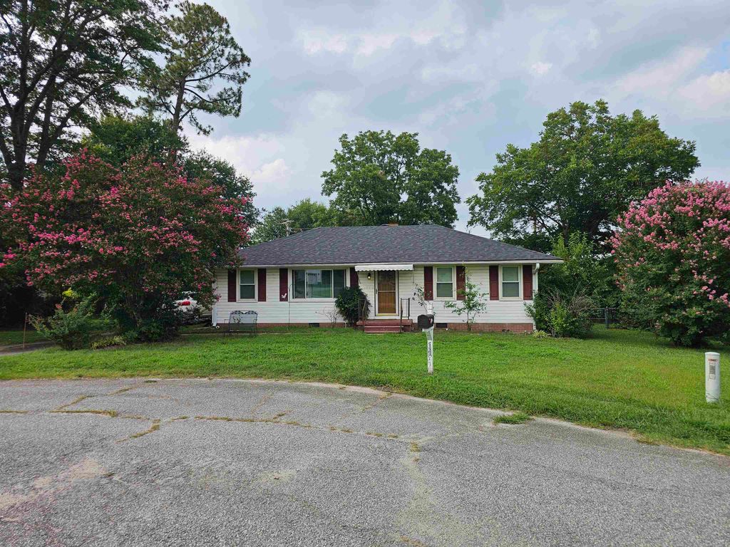 7427 Gravely Court, Spartanburg, SC 29303
