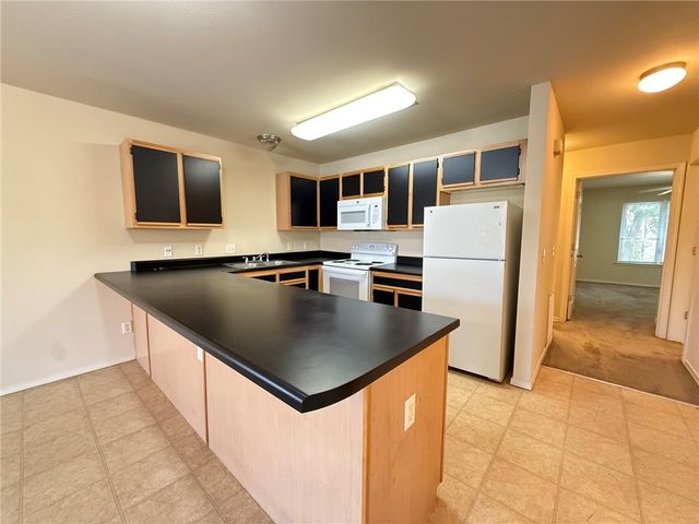 819 Piedmont Place 5, Fayetteville, AR 72703