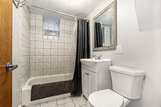 4744 S Prairie Avenue 1A, Chicago, IL 60615