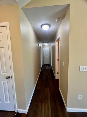 2124 E Primrose Street, Republic, MO 65738