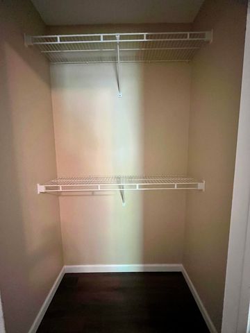 2124 E Primrose Street, Republic, MO 65738