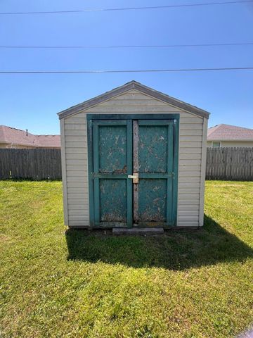 2124 E Primrose Street, Republic, MO 65738