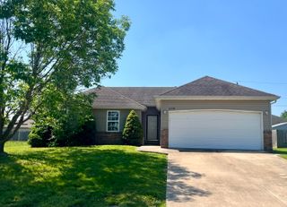 2124 E Primrose Street, Republic, MO 65738