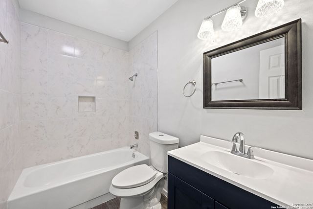 6915 Oldham, San Antonio, TX 78239