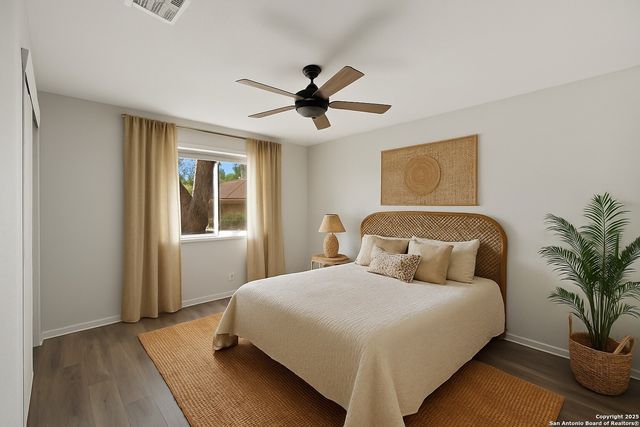 6915 Oldham, San Antonio, TX 78239