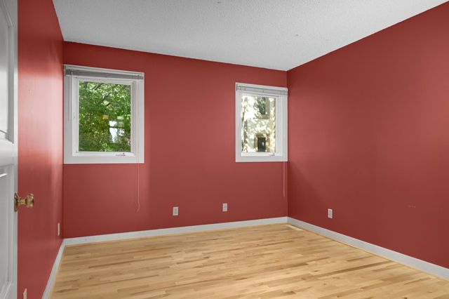 9332 Yukon Avenue S, Bloomington, MN 55438