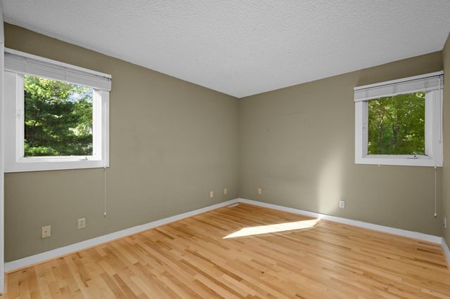 9332 Yukon Avenue S, Bloomington, MN 55438