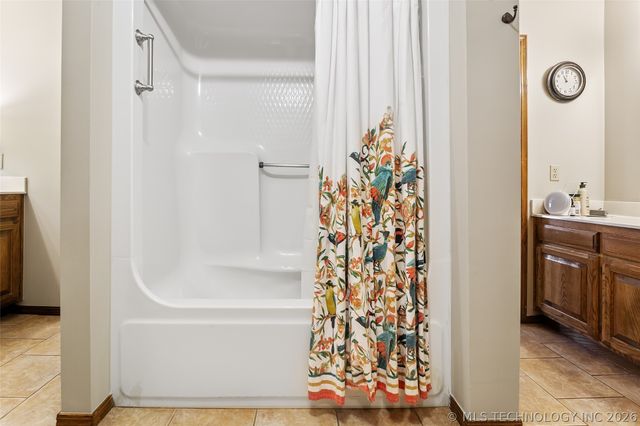 9644 EW 19 Road, Nowata, OK 74048