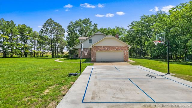 9644 EW 19 Road, Nowata, OK 74048