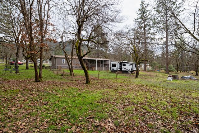 75 Anna Laura Road, Jacksonville, OR 97530