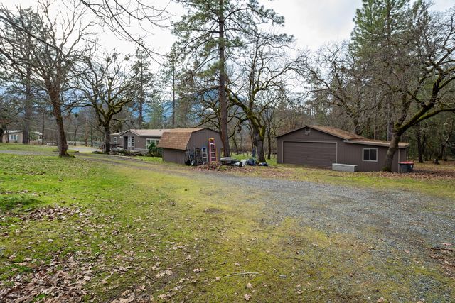 75 Anna Laura Road, Jacksonville, OR 97530