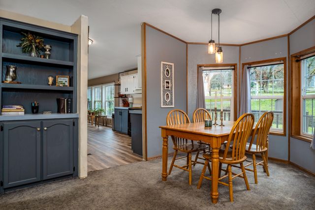 75 Anna Laura Road, Jacksonville, OR 97530