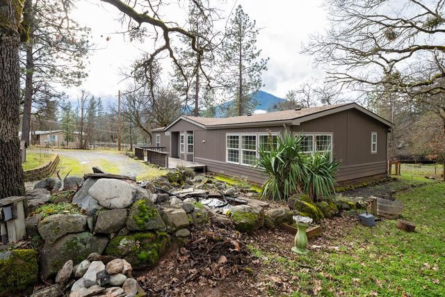 75 Anna Laura Road, Jacksonville, OR 97530