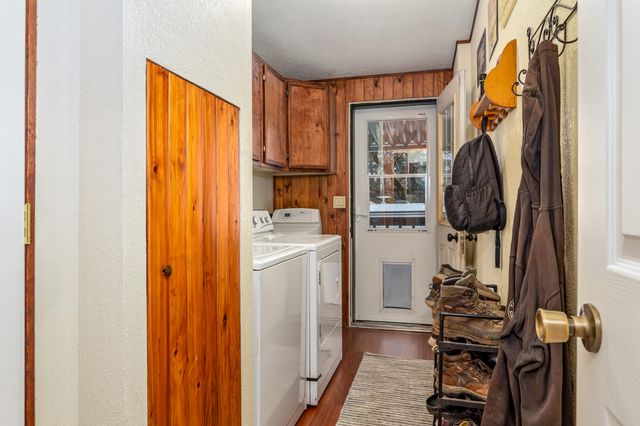 75 Anna Laura Road, Jacksonville, OR 97530