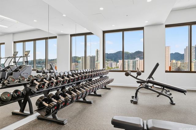 1500 Rycroft Street 2306R, Honolulu, HI 96814