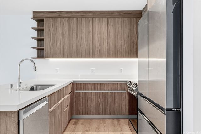 1500 Rycroft Street 2306R, Honolulu, HI 96814