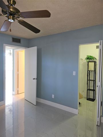 6000 NW 64th Avenue 101, Tamarac, FL 33319