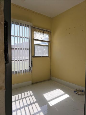 6000 NW 64th Avenue 101, Tamarac, FL 33319