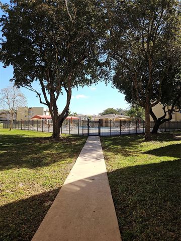 6000 NW 64th Avenue 101, Tamarac, FL 33319