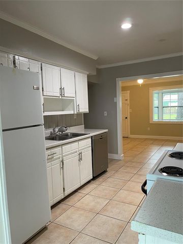 3016 W MEADOW STREET, Tampa, FL 33611