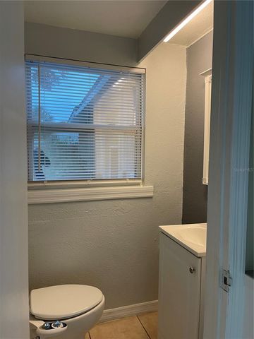 3016 W MEADOW STREET, Tampa, FL 33611