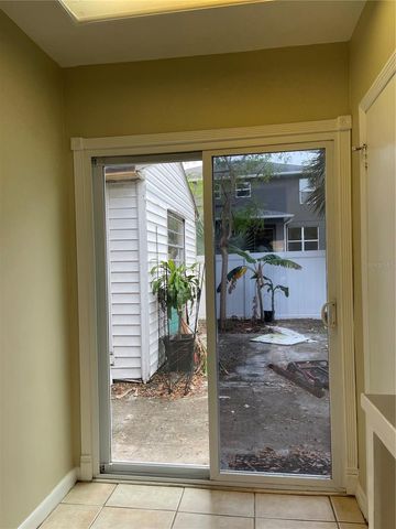 3016 W MEADOW STREET, Tampa, FL 33611