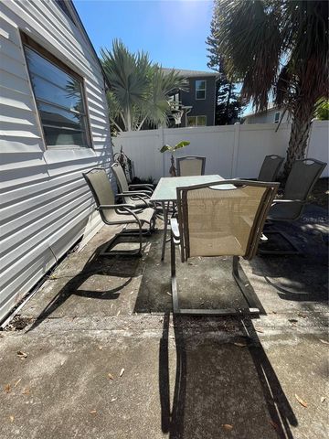 3016 W MEADOW STREET, Tampa, FL 33611