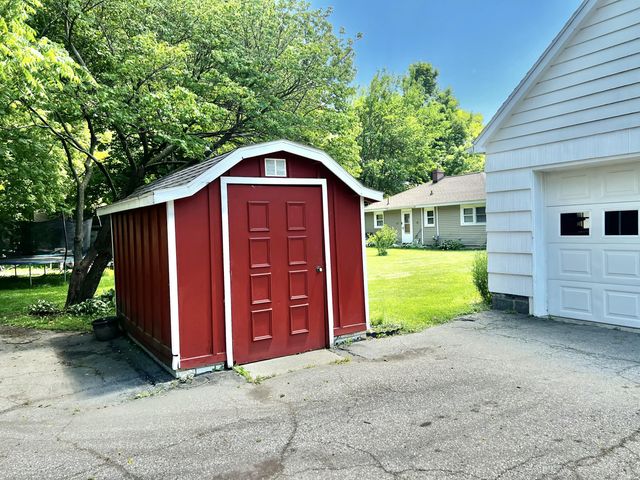 101 N Jackson Street, Hanover, MI 49241