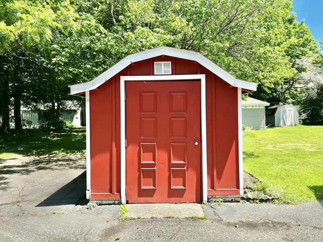 101 N Jackson Street, Hanover, MI 49241