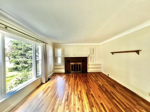 101 N Jackson Street, Hanover, MI 49241