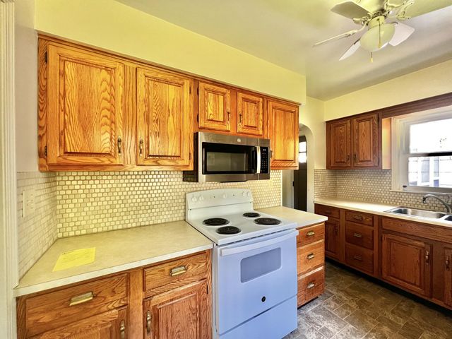 101 N Jackson Street, Hanover, MI 49241