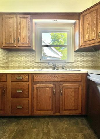 101 N Jackson Street, Hanover, MI 49241