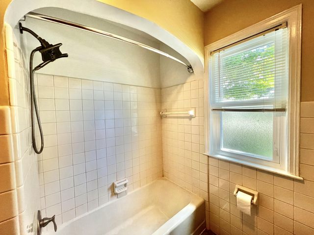 101 N Jackson Street, Hanover, MI 49241